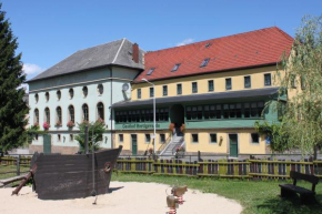 Отель Gasthof Hertigswalde, Зебниц
